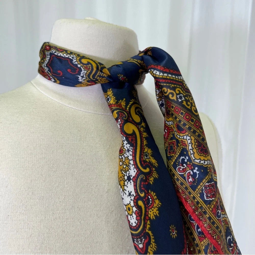 Vintage 90s Classic Tapestry Paisley Style Scarf Top - Picture 3 of 10
